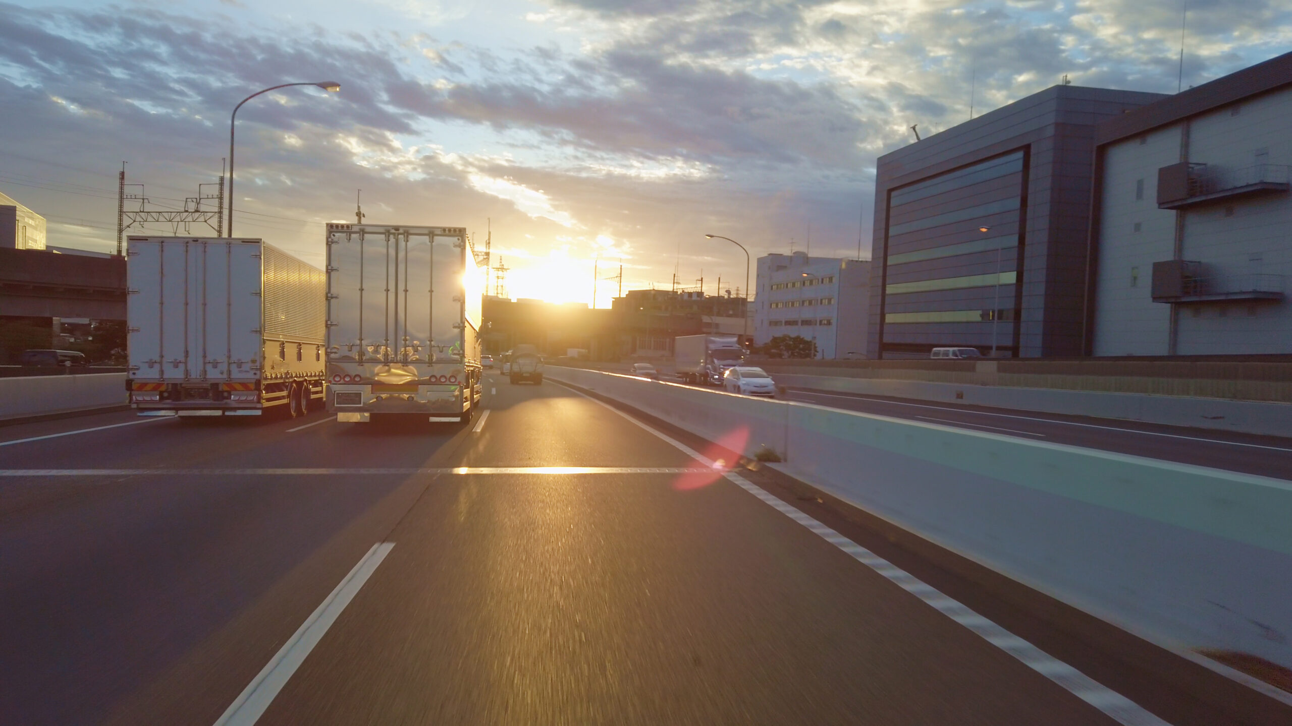 夏・夕焼け・パーキングクーラー